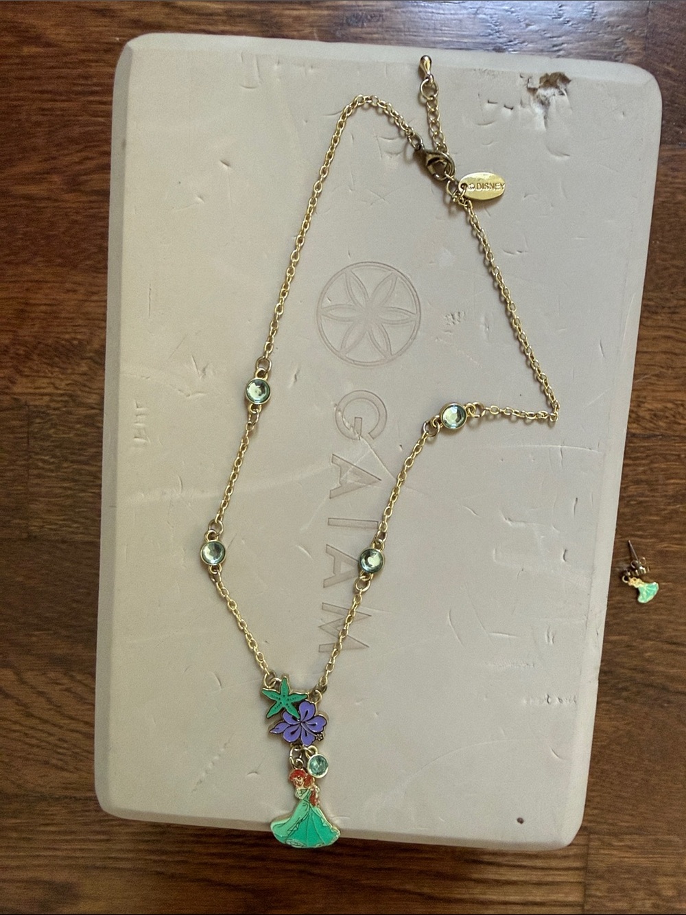 Disney Ariel princess necklace and earrings